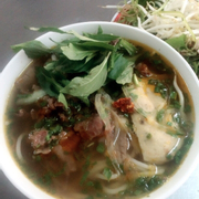 Bún bò huế 