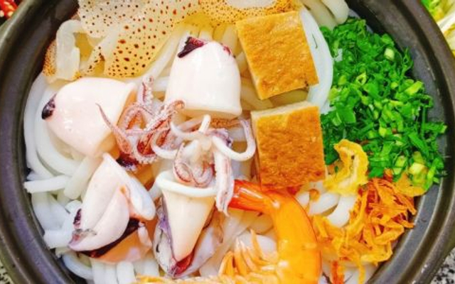 Tiệm Ăn Phan Thị - Bánh Canh Việt