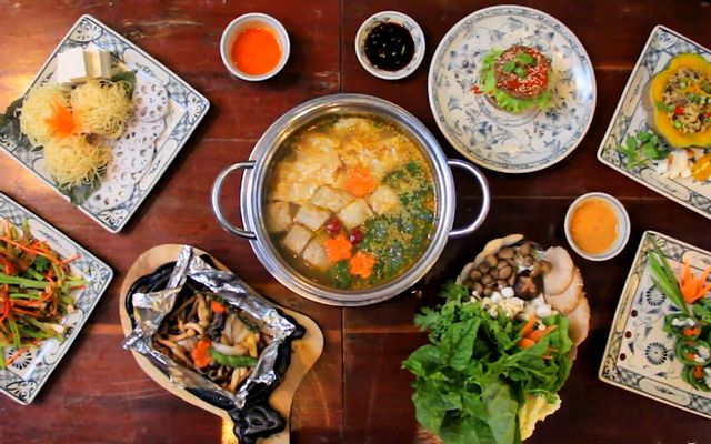 Here & Now - Vegetarian Restaurant & Coffee - Nguyễn Trọng Tuyển