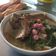 bánh canh xương