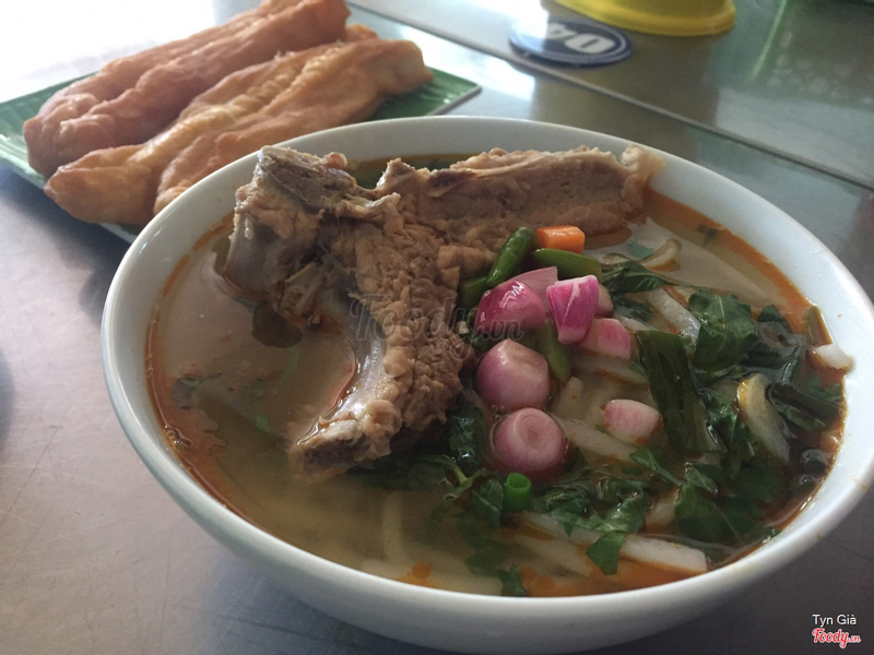 bánh canh xương