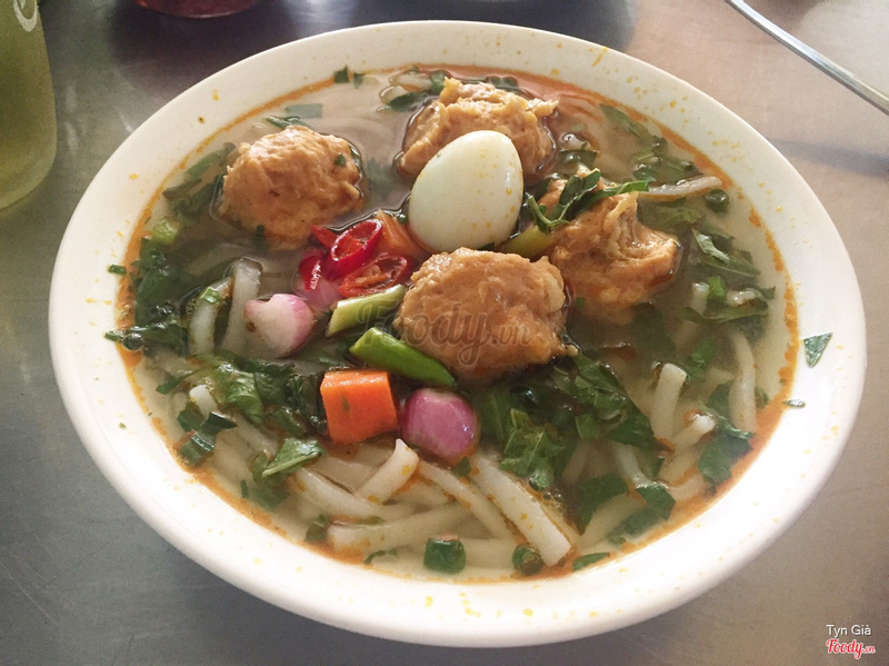 Bánh canh chả trứng