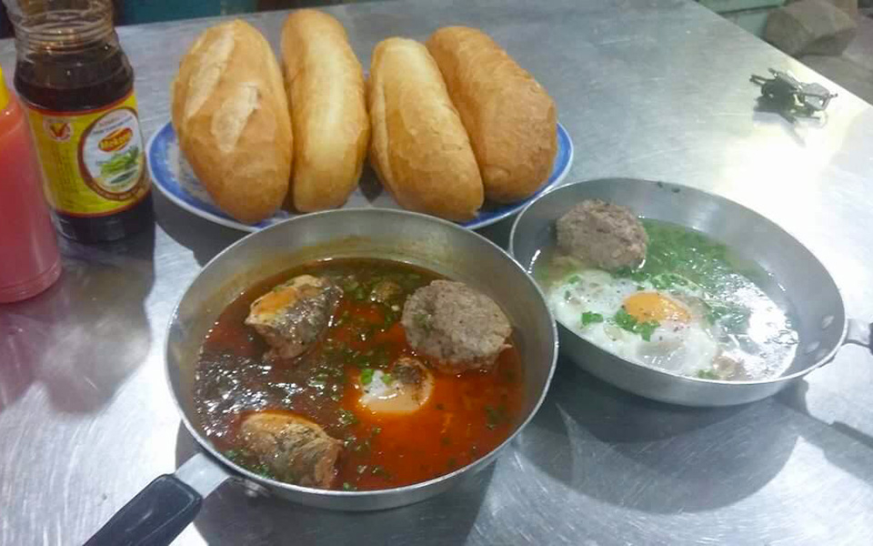 Hàng Quyên - Bánh Mì Xíu Mại & Bánh Mì Chảo ở Vũng Tàu | Foody.vn