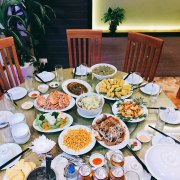 Bữa tối tại Thảo Minh cùng đồng bọn