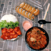 Set " Ở nhà một mình " 65k ( kimchi gọi ngoài )