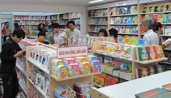 Nhà Sách Nhật Thiên