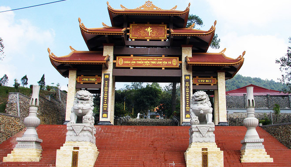 Chùa Lân - Thiền Viện Trúc Lâm Yên Tử
