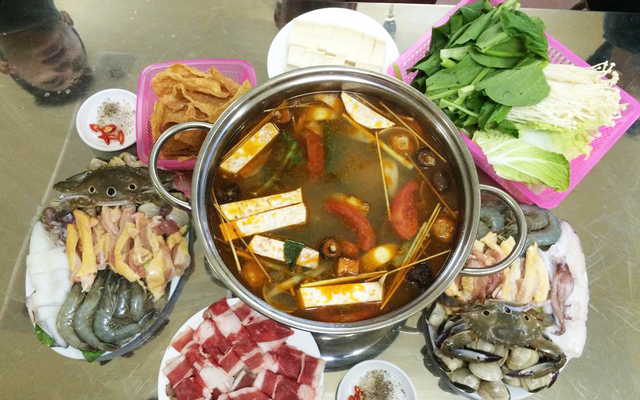 Hà Linh - Cơm bình dân & Nhậu hải sản