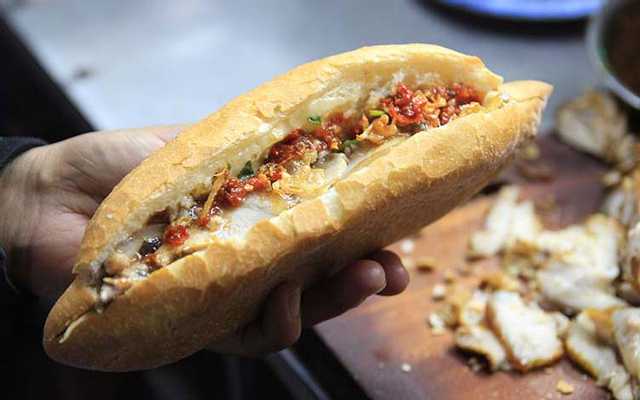 Xôi & Bánh Mì - Nguyễn Huệ