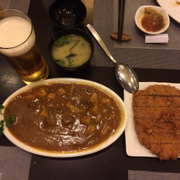 Fried pork with curry