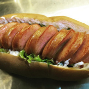 Hotdog xông khói, xúc xích siêu bự siêu dài của Hamada 