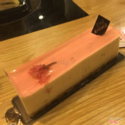 Sakura cheese cake 80k