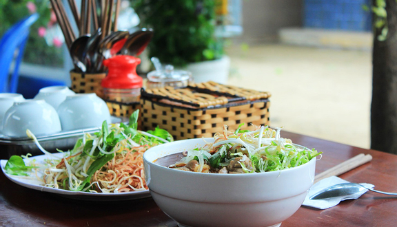 Bún Bò & Lẩu Bò 37 Hùng Vương