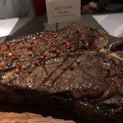 T-Bone steak (medium rare)