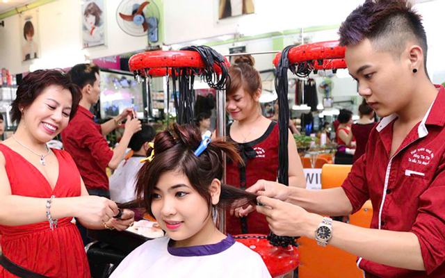 Hồng Tin Tin - Hair Salon & Spa