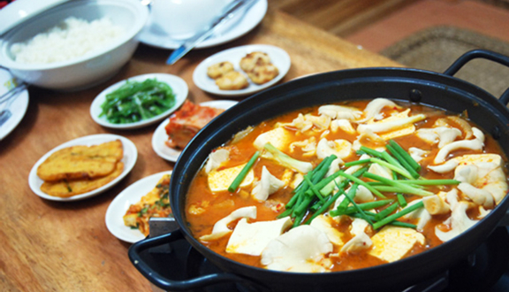 Nhà Hàng Lễ Seoul - Lẩu & Món Nướng