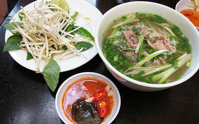 Quán Sáu Cường - Phở Bò