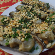 Quán Hotpot Story tại Phú Nhuận nổi tiếng với những món ăn nào khác ngoài lẩu?
