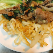 phở xào bò giòn 