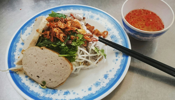 Bánh Cuốn Nóng - Nguyễn Thị Nhỏ
