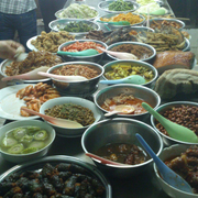 Rất nhiều món ăn truyền thống của người Hà Nội đúng vị, sạch và ngon