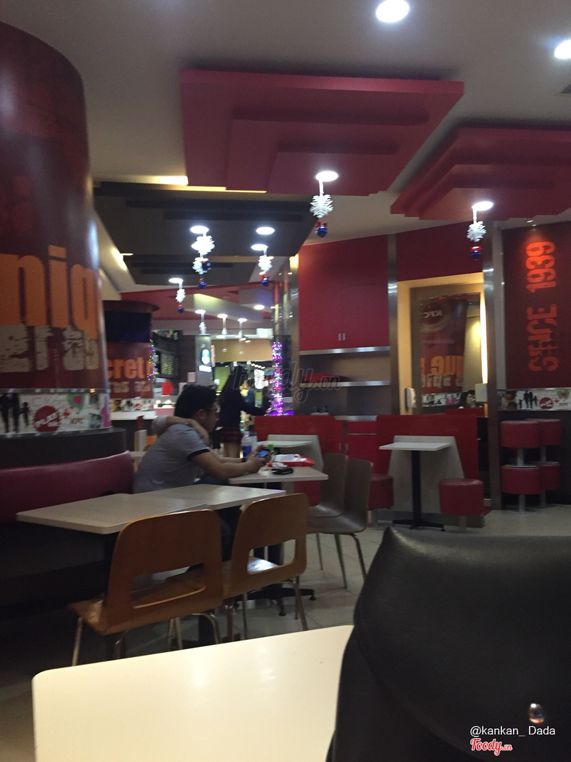 KFC - Food Court Bitexco Tower ở TP. HCM | Foody.vn