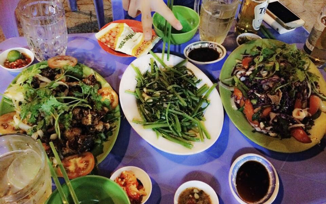 Phố Đêm - Hải Sản Tươi Sống Ở Quận Ninh Kiều, Cần Thơ | Foody.Vn