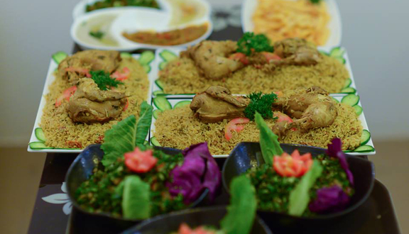 Hummus & Grill Lebanese Restaurant - Ẩm Thực Ấn Độ