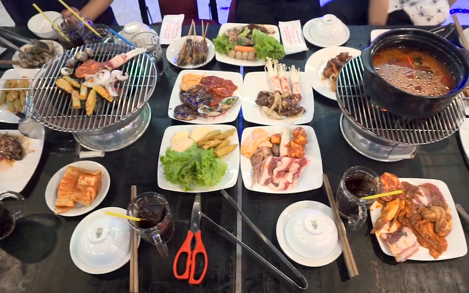 Khang Hí - Buffet Lẩu & Nướng ở TP. HCM | Foody.vn