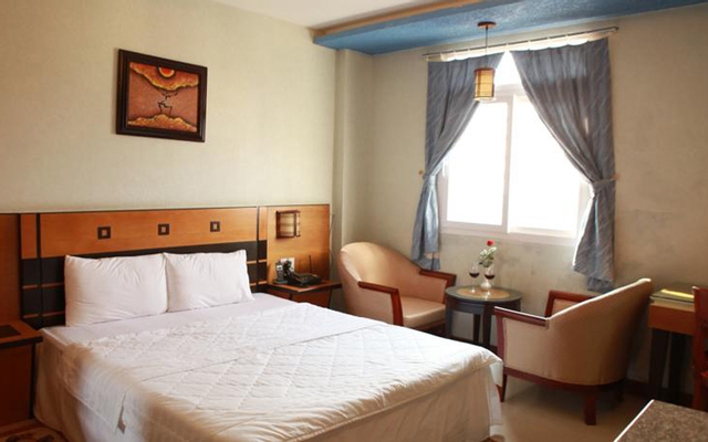Hoàng Lộc Hotel