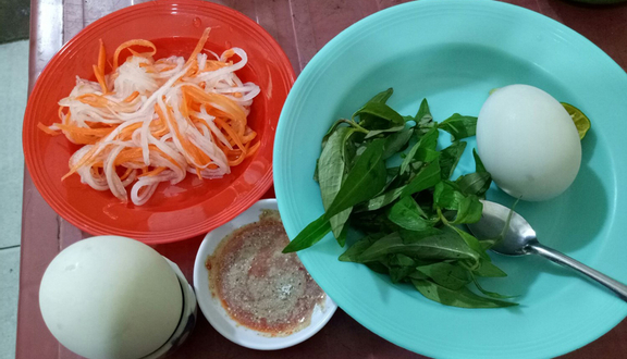 Bún Riêu & Hột Vịt Lộn