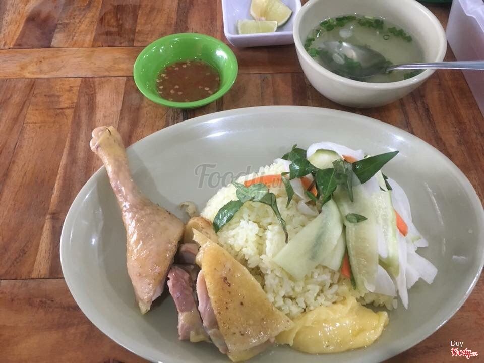 Ăn Trưa Ở Nha Trang