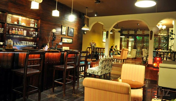 Feliz Cafe - Lounge