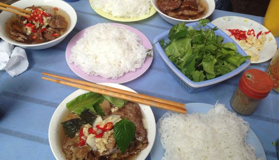 Bún Chả - Cầu Gỗ Ở Quận Hoàn Kiếm, Hà Nội | Foody.Vn