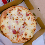 Pizza thịt xông khói