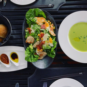 Salad và soup khai vị