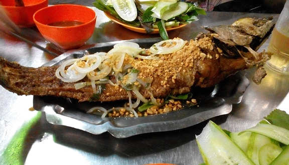 Hàng Dừa - Bò Nướng, Cá Lóc Nướng