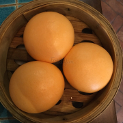 bánh bao trứng muối