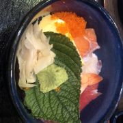 Cơm sashimi