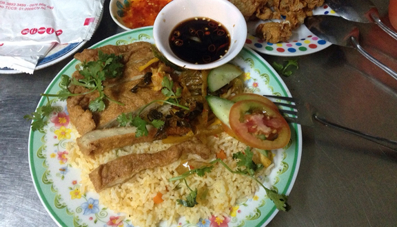 Cơm Gà Xóm Chiếu