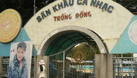 Sân Khấu Trống Đồng