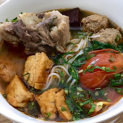 Bún riêu giò quế (46k)