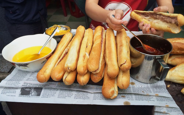 Bánh Mì Que Đà Nẵng - Nguyễn Du