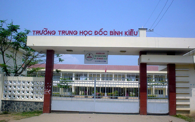 Trường THPT Đốc Binh Kiều