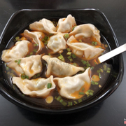 G-6 canh bo sui cao / dumplings with beef soup 75,000VND