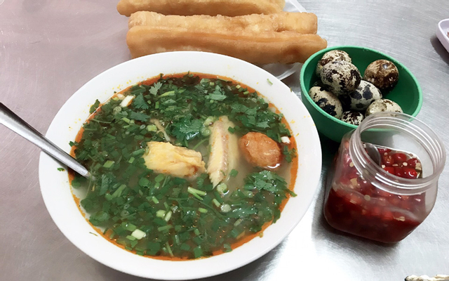 Bánh Canh Cá Lóc - Quang Trung