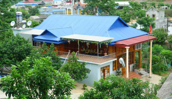 Nhà Sàn Lộc Bình ở Huyện Mộc Châu, Sơn La | Foody.vn