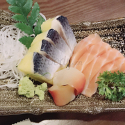 Set sashimi tổng hợp