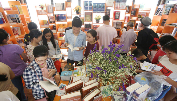Phố Sách Hà Nội - Hanoi Book Street