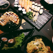 Đĩa sushi của buffet